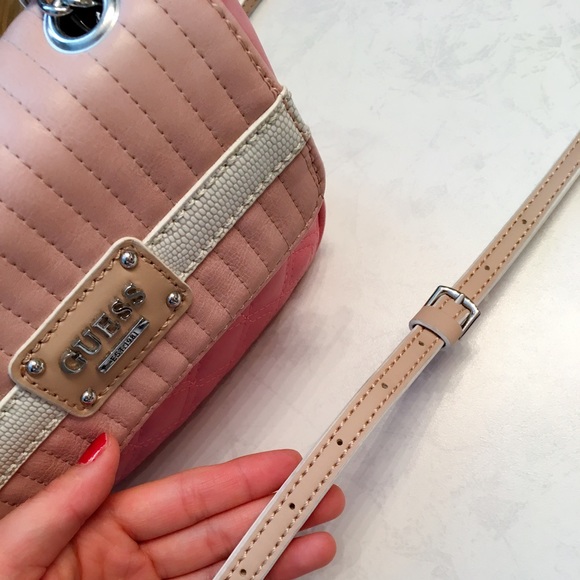 Guess girly pink mini square bag - Picture 8 of 9